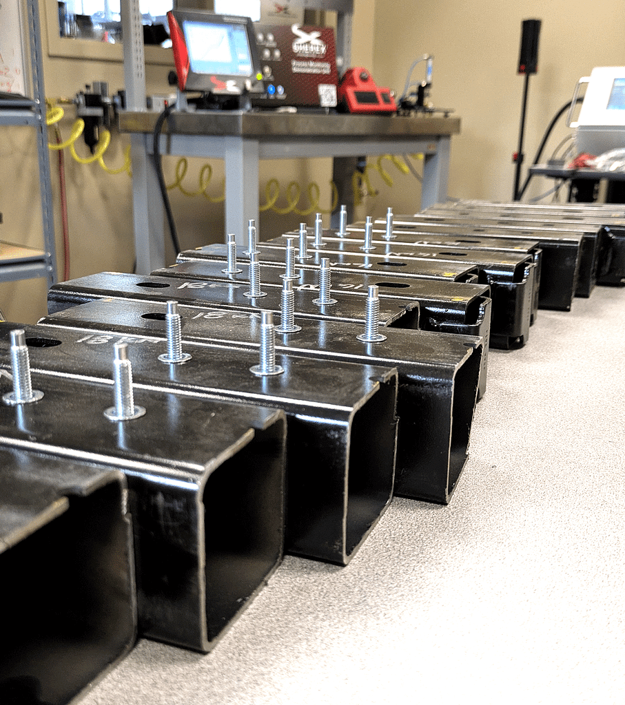 Rivet-Nut-Stud-Tests-907x1024